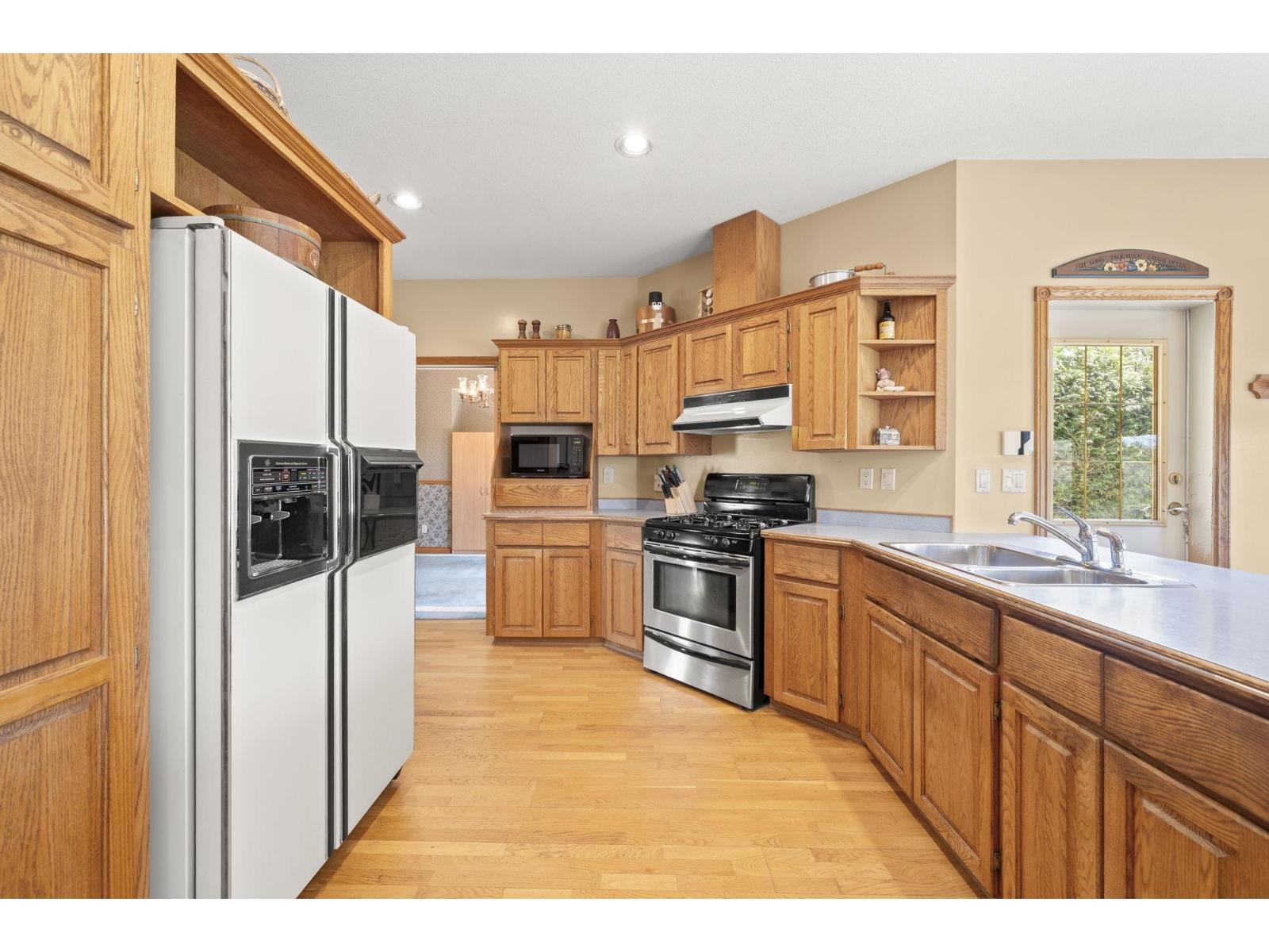 17968 68 Avenue, Surrey, British Columbia  V3S 8C3 - Photo 6 - R3153413