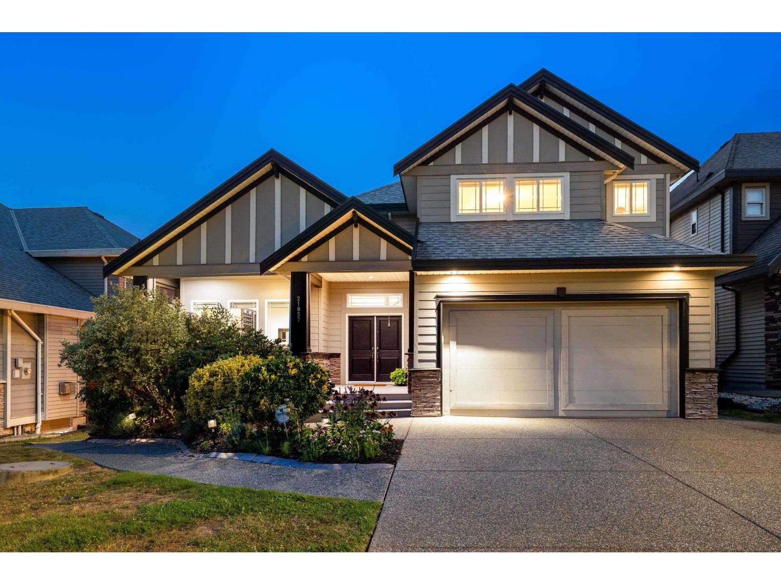 21857 51 AVENUE, Langley, British Columbia