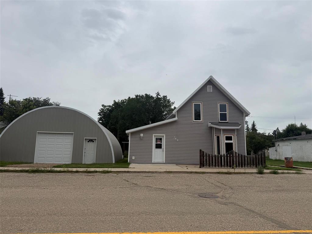 248 Cameron Street W, Oak Lake, Manitoba  R0M 1P0 - Photo 0 - 202619711