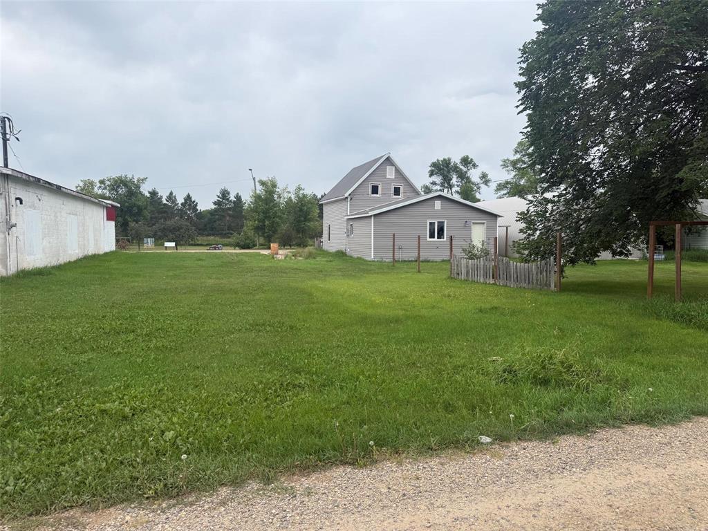 248 Cameron Street W, Oak Lake, Manitoba  R0M 1P0 - Photo 4 - 202619711