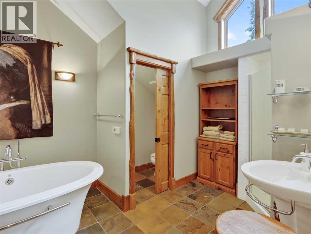 307, 155 Crossbow Place, Canmore, Alberta  T1W 3H6 - Photo 19 - A2334883