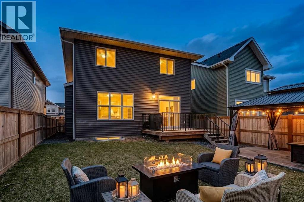 37 Evansfield Manor NW, Calgary, Alberta  T3P 1J8 - Photo 2 - A2326222