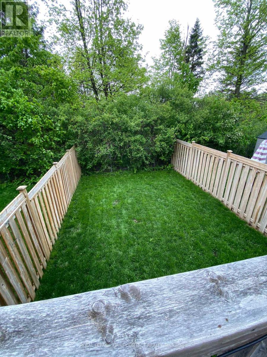 63 Sydenham, Barrie, Ontario L4M 6R5 - Photo 15 - S13642244