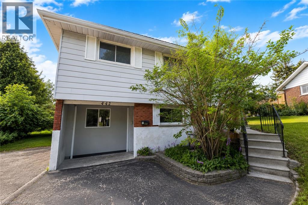 442 Blythwood Place Unit# B, Waterloo, Ontario  N2L 4A3 - Photo 2 - 40847520