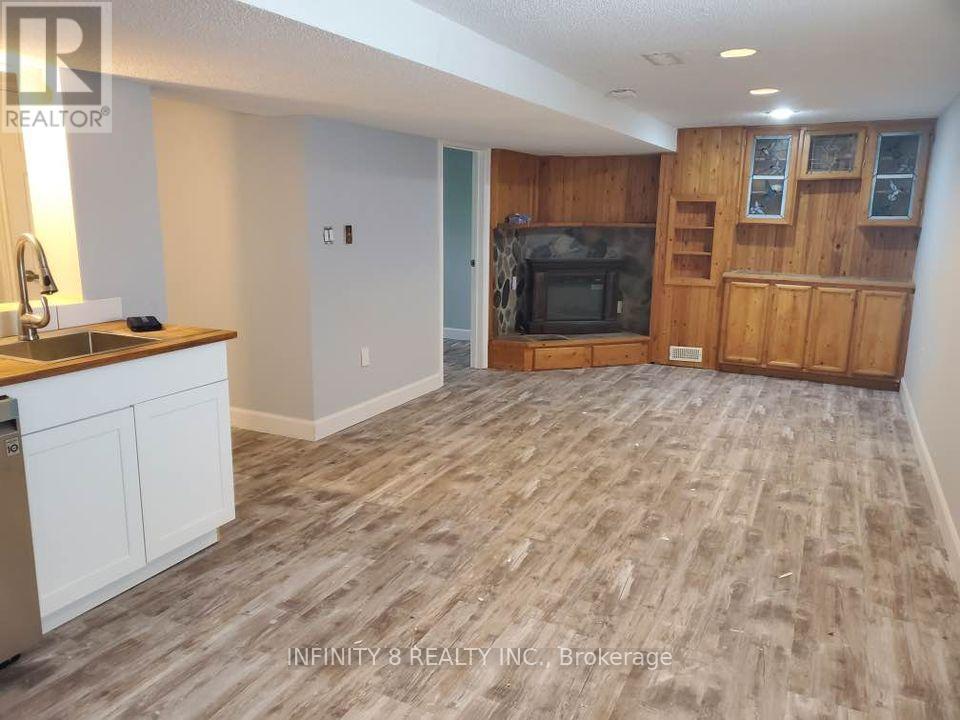 3 - 6262 Ker Street, Niagara Falls, Ontario  L2G 1X8 - Photo 3 - X13571484