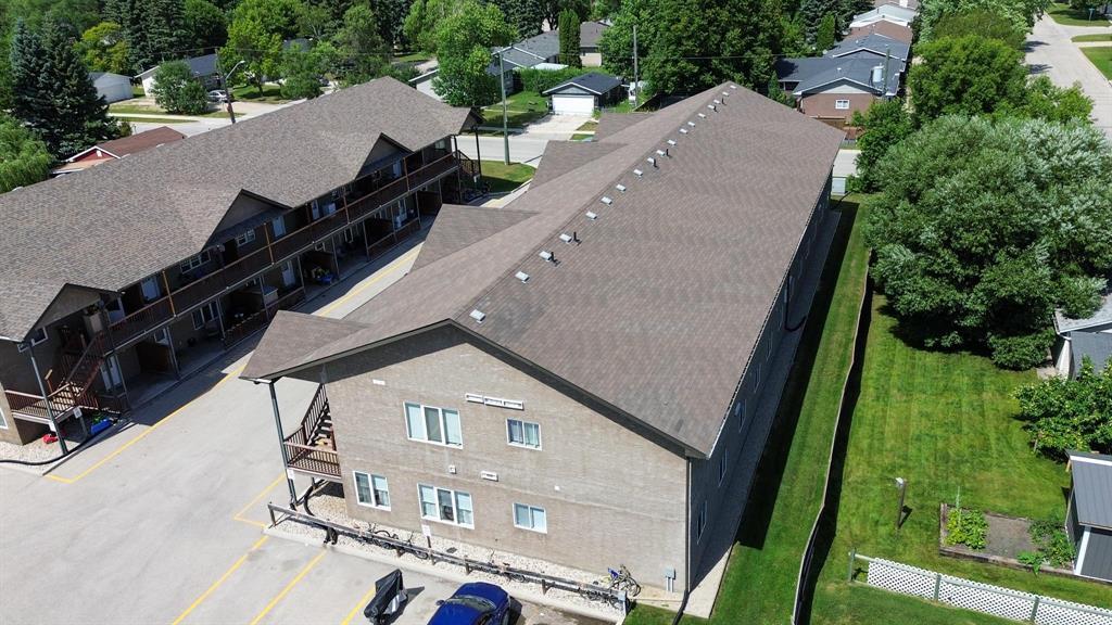 4 506 Reimer Avenue, Steinbach, Manitoba  R5G 0H7 - Photo 3 - 202619411