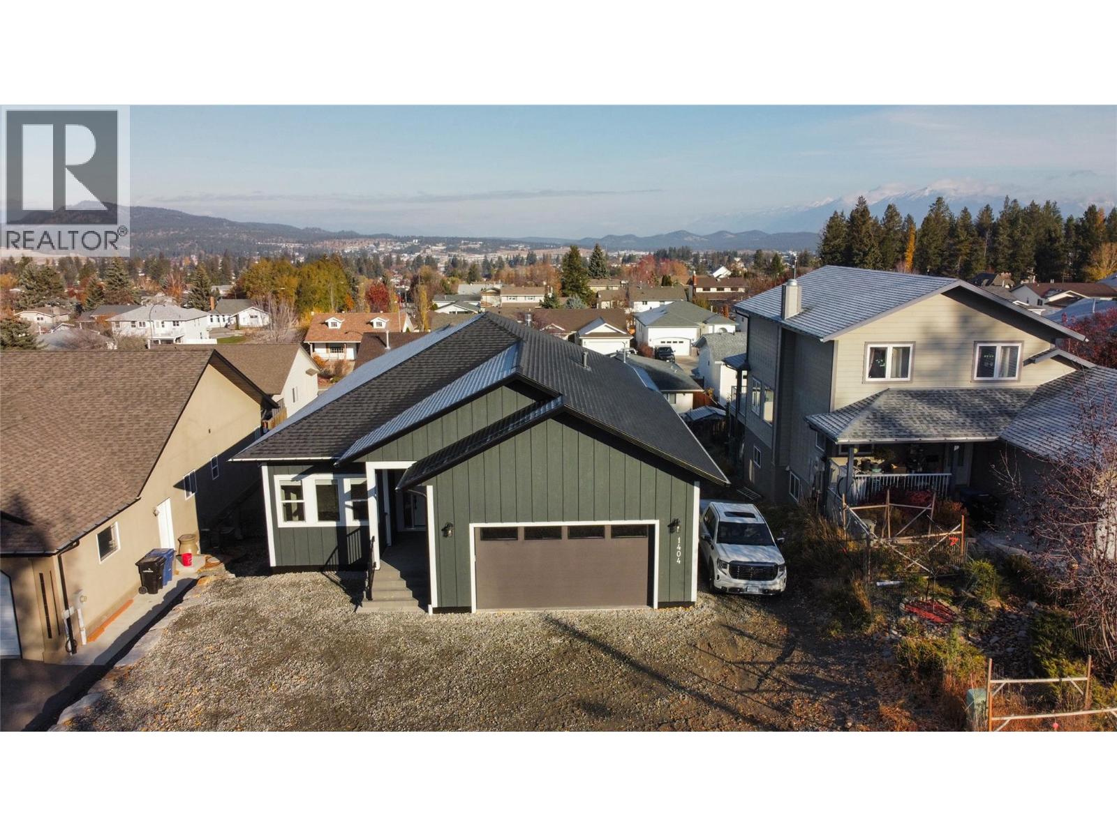 1404 17th Street S, Cranbrook, British Columbia  V1C 4S3 - Photo 2 - 10396719