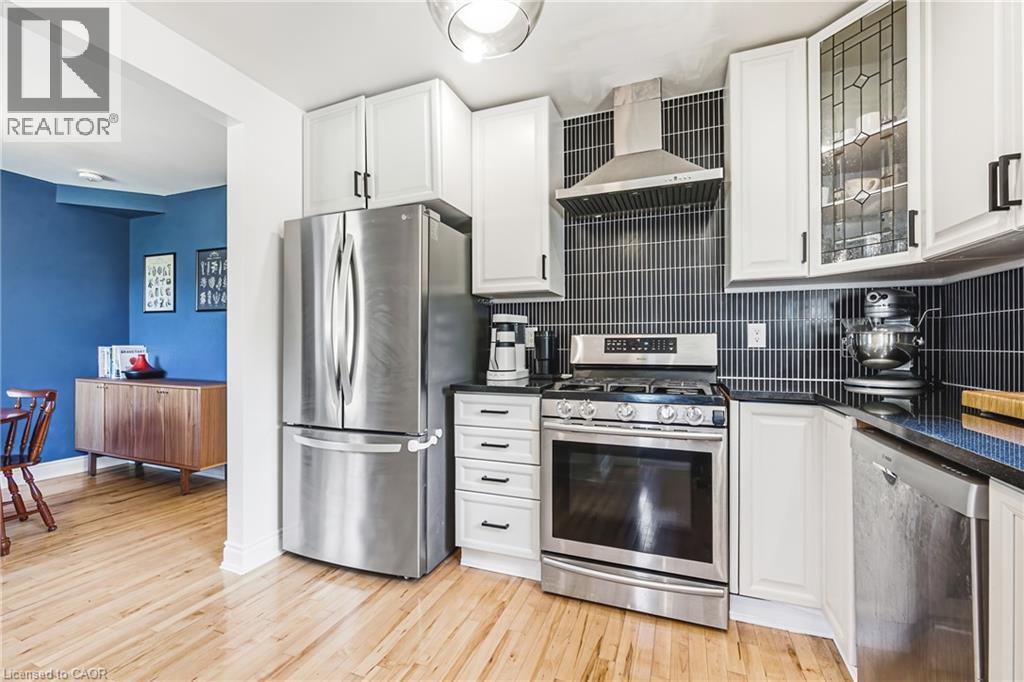 255 Weir Street N, Hamilton, Ontario  L8H 5G2 - Photo 9 - 40853005