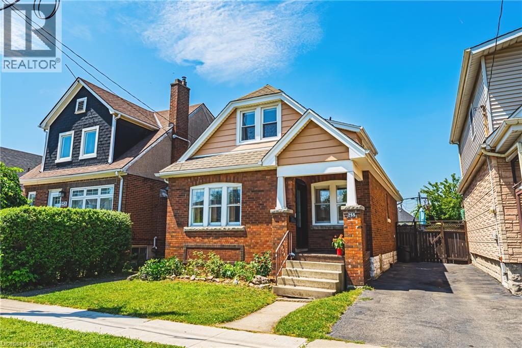 255 WEIR Street N, Hamilton, Ontario