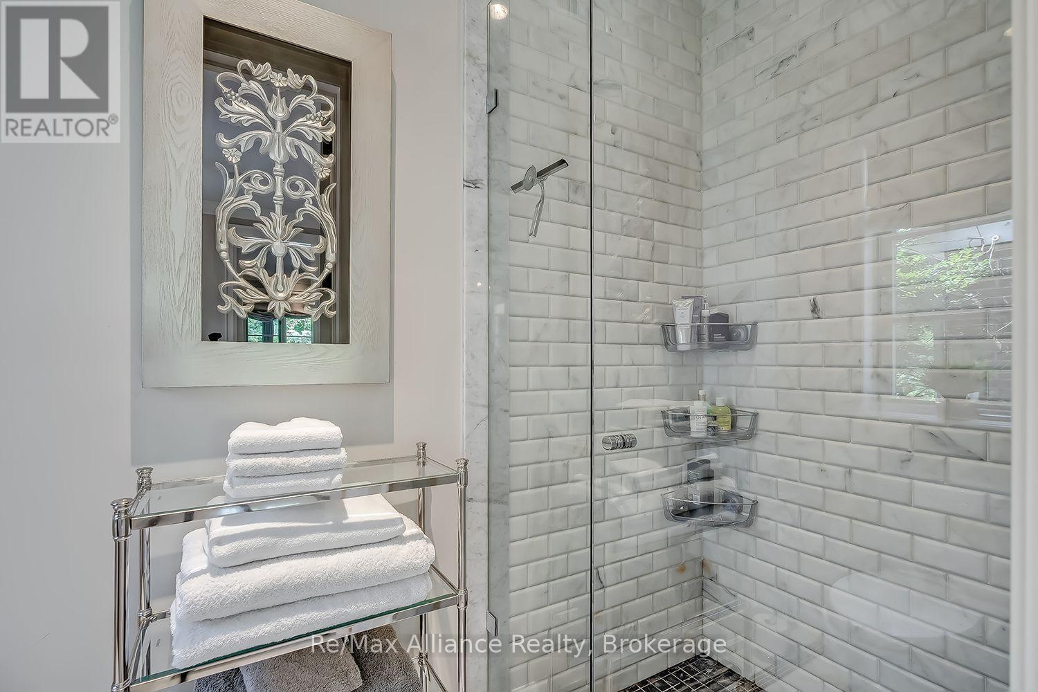 379 River Side Drive, Oakville, Ontario  L6K 3N6 - Photo 22 - W13647310