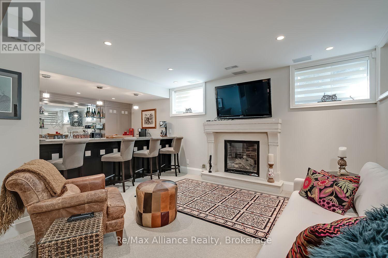 379 River Side Drive, Oakville, Ontario  L6K 3N6 - Photo 34 - W13647310