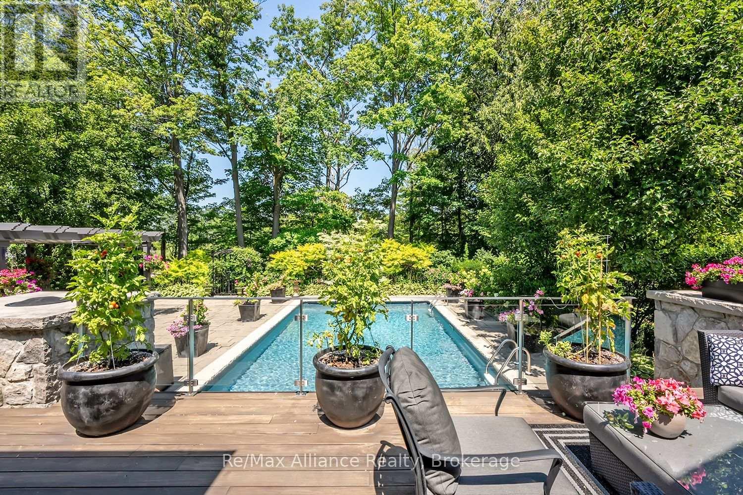 379 River Side Drive, Oakville, Ontario  L6K 3N6 - Photo 42 - W13647310