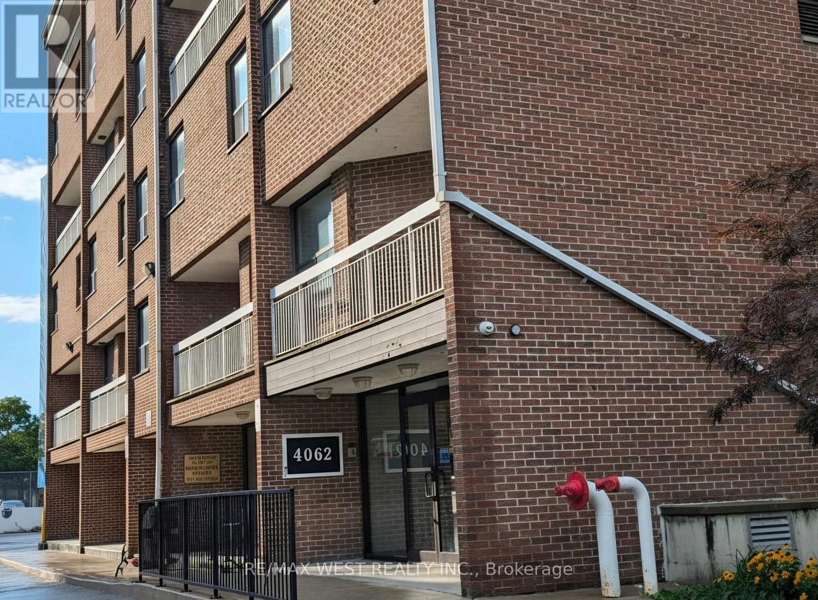306 - 4062 LAWRENCE AVENUE E, Toronto, Ontario