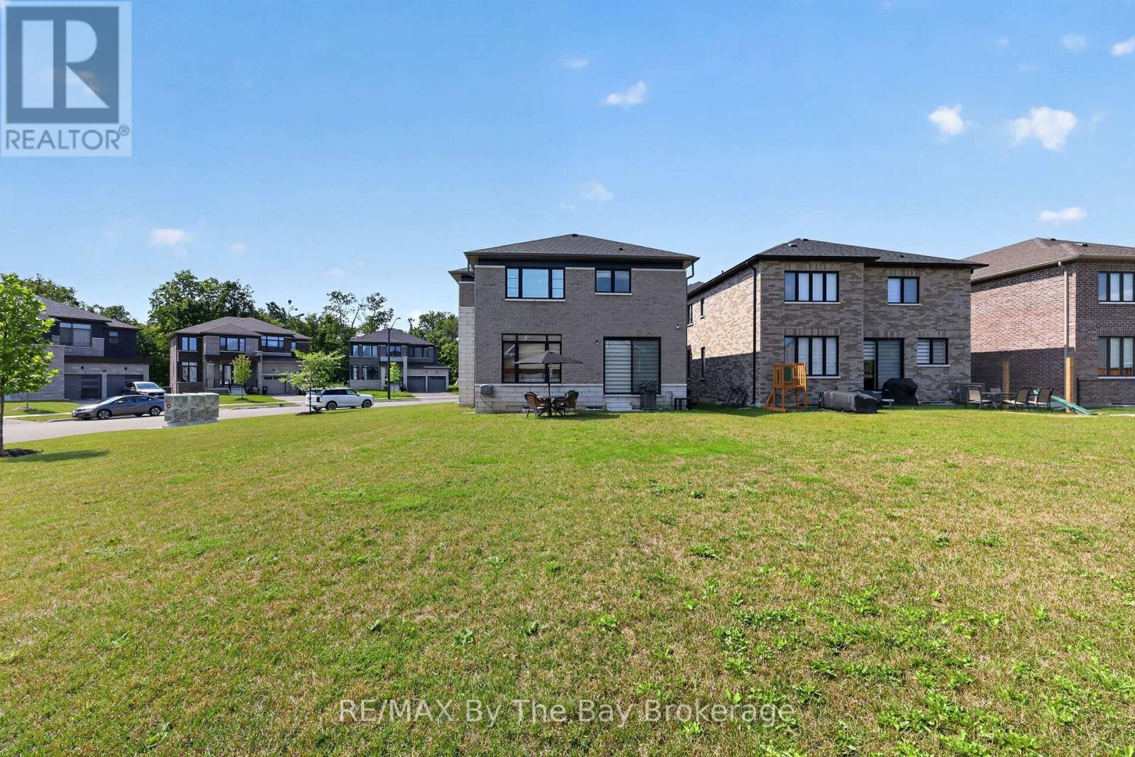 171 Rosanne Circle, Wasaga Beach, Ontario  L9Z 0N1 - Photo 43 - S13647244