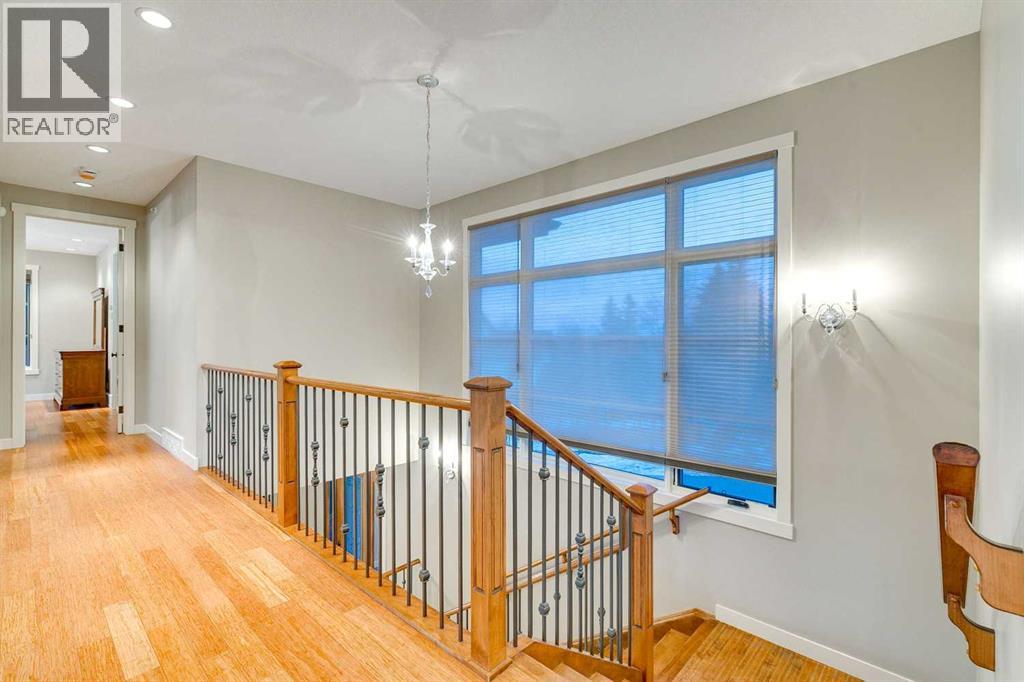 215 Patton Court SW, Calgary, Alberta  T2V 5G4 - Photo 13 - A2333869