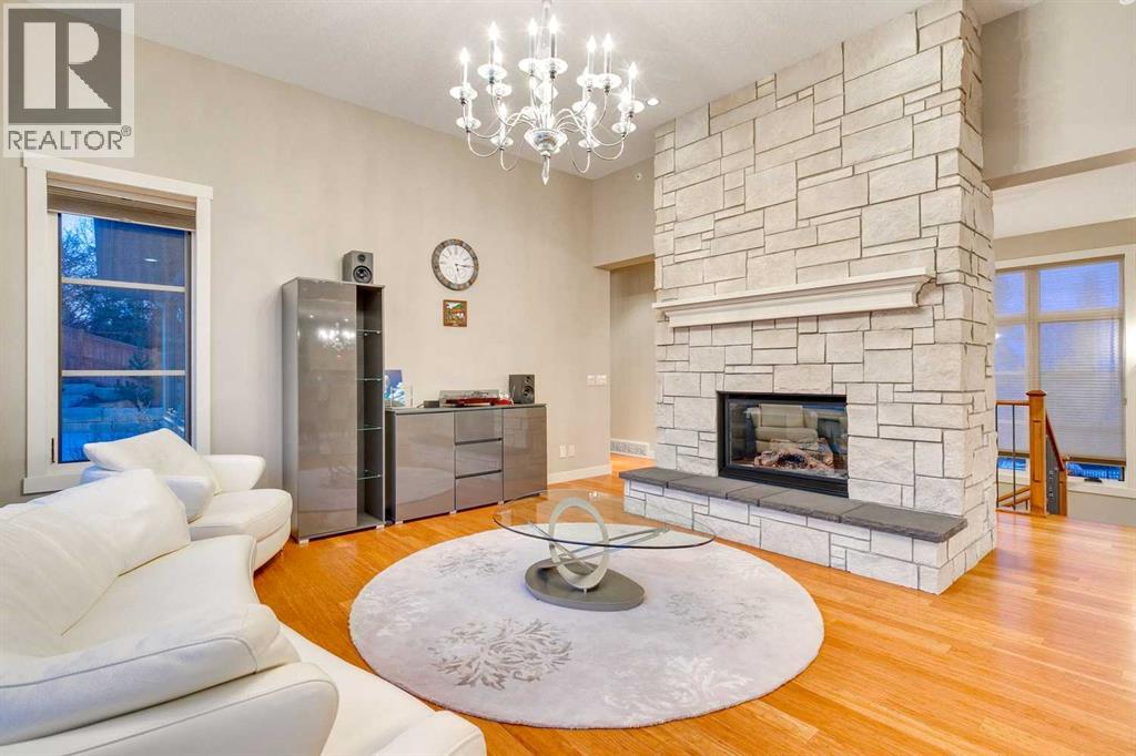 215 Patton Court SW, Calgary, Alberta  T2V 5G4 - Photo 19 - A2333869