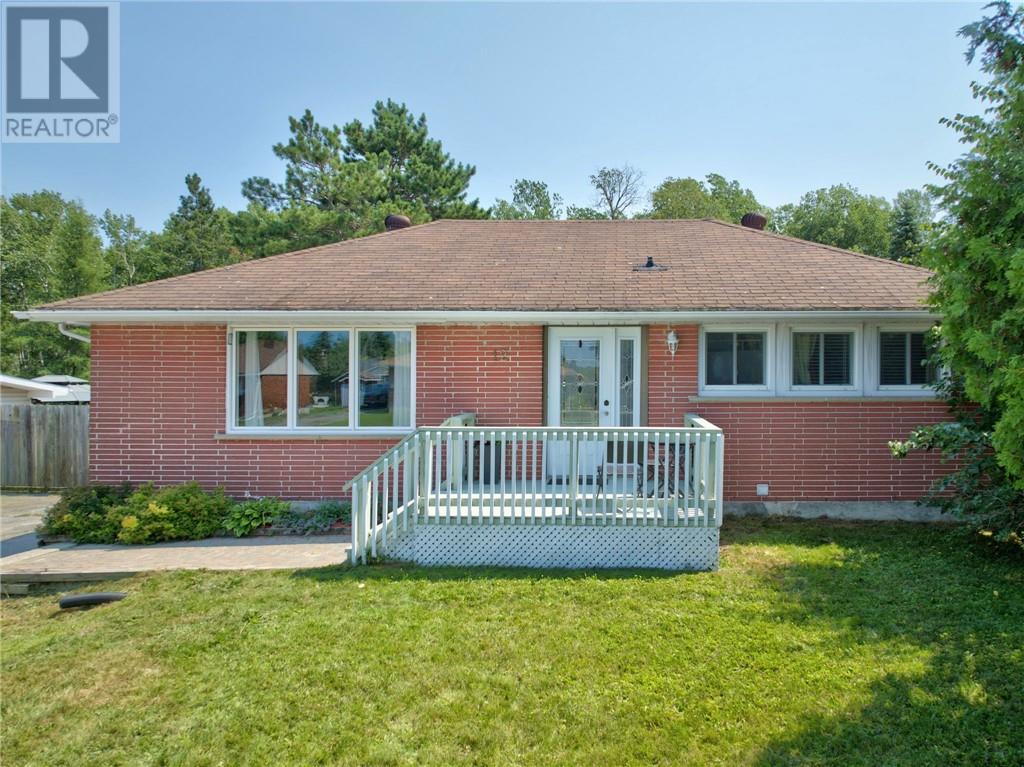 12 Belmont Court, Capreol, Ontario  P0M 1H0 - Photo 1 - 2129613