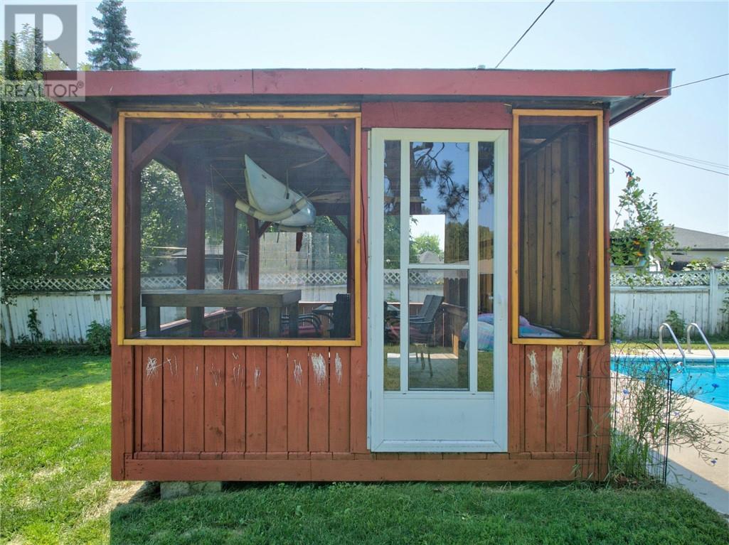12 Belmont Court, Capreol, Ontario  P0M 1H0 - Photo 43 - 2129613