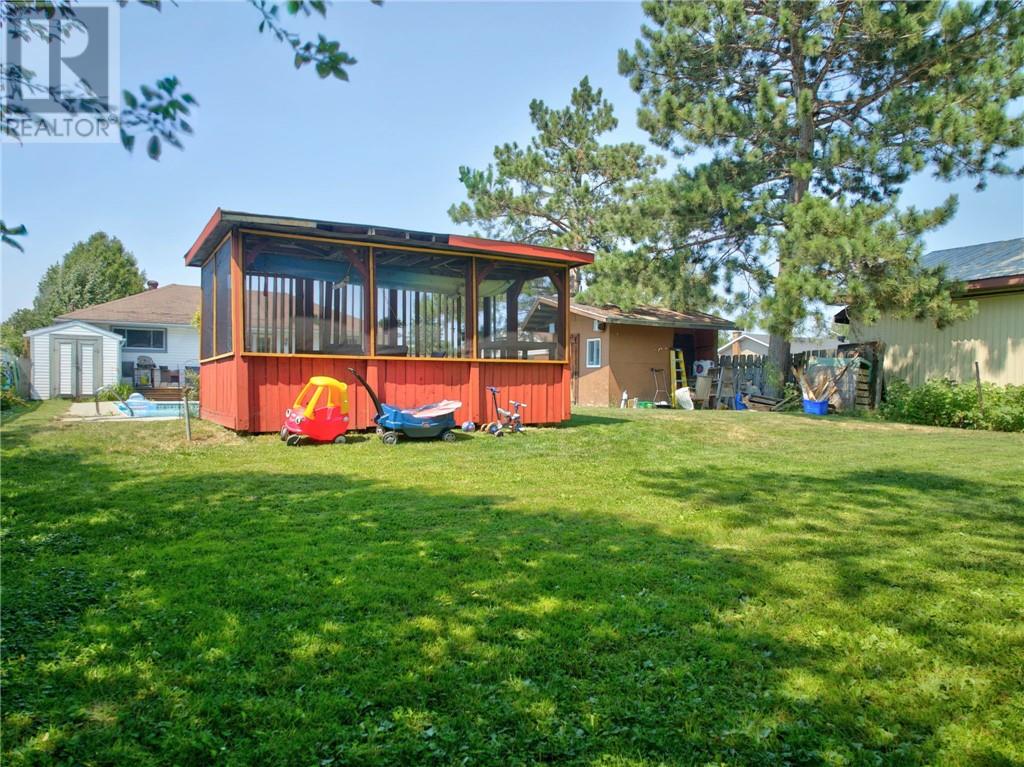 12 Belmont Court, Capreol, Ontario  P0M 1H0 - Photo 46 - 2129613