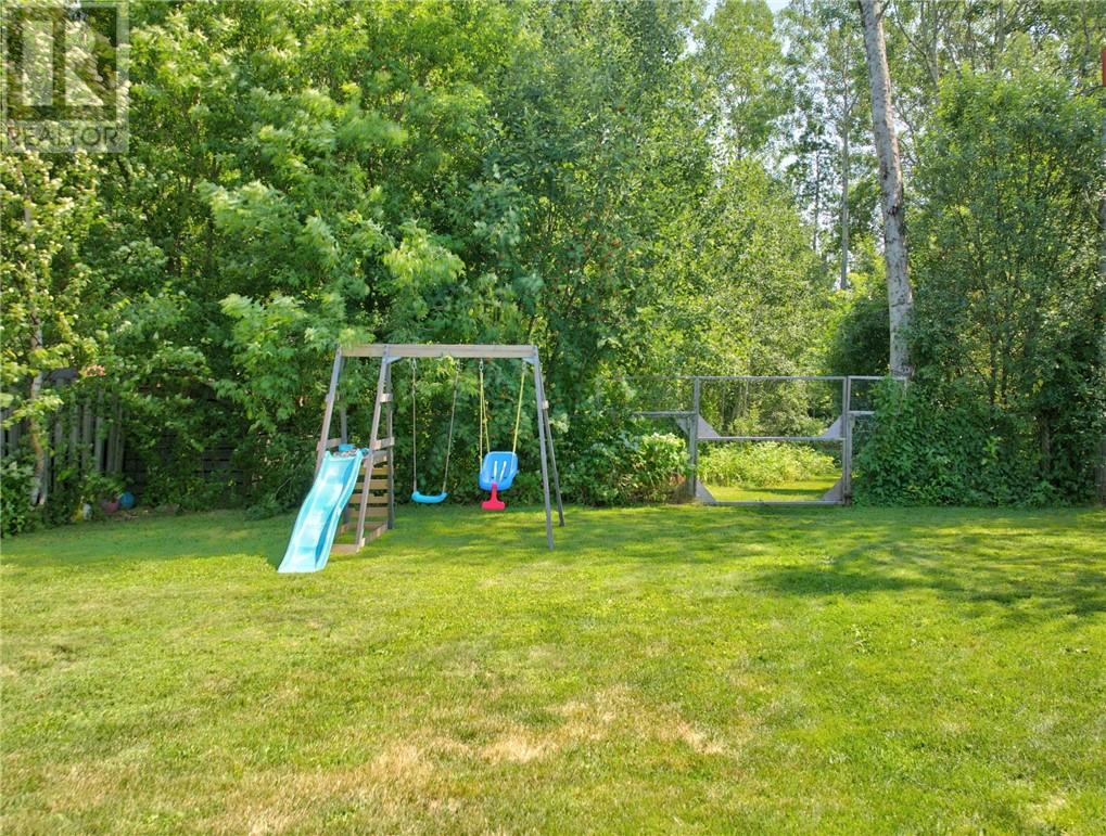 12 Belmont Court, Capreol, Ontario  P0M 1H0 - Photo 48 - 2129613