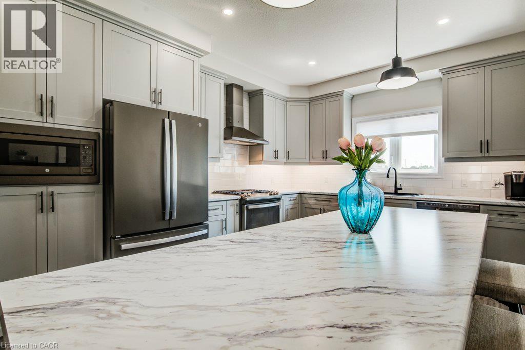654 Wray Avenue S, Listowel, Ontario  N4W 3K9 - Photo 14 - 40852898