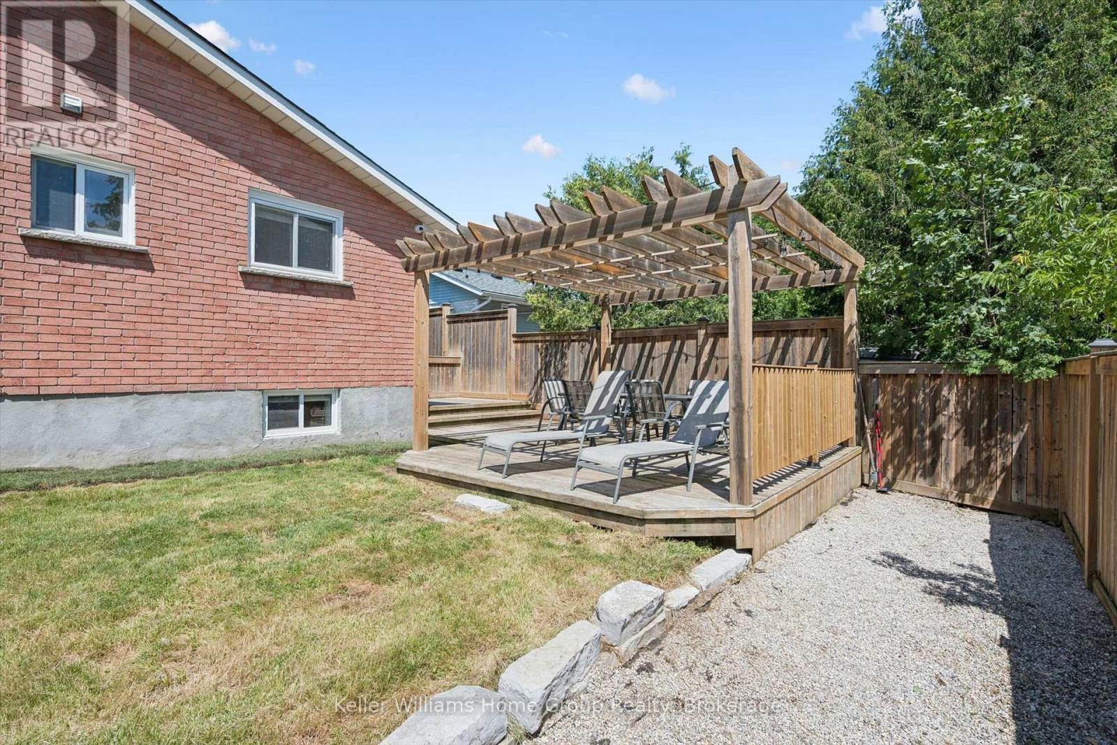 273 Colborne Street, Centre Wellington, Ontario  N0B 1S0 - Photo 36 - X13647312