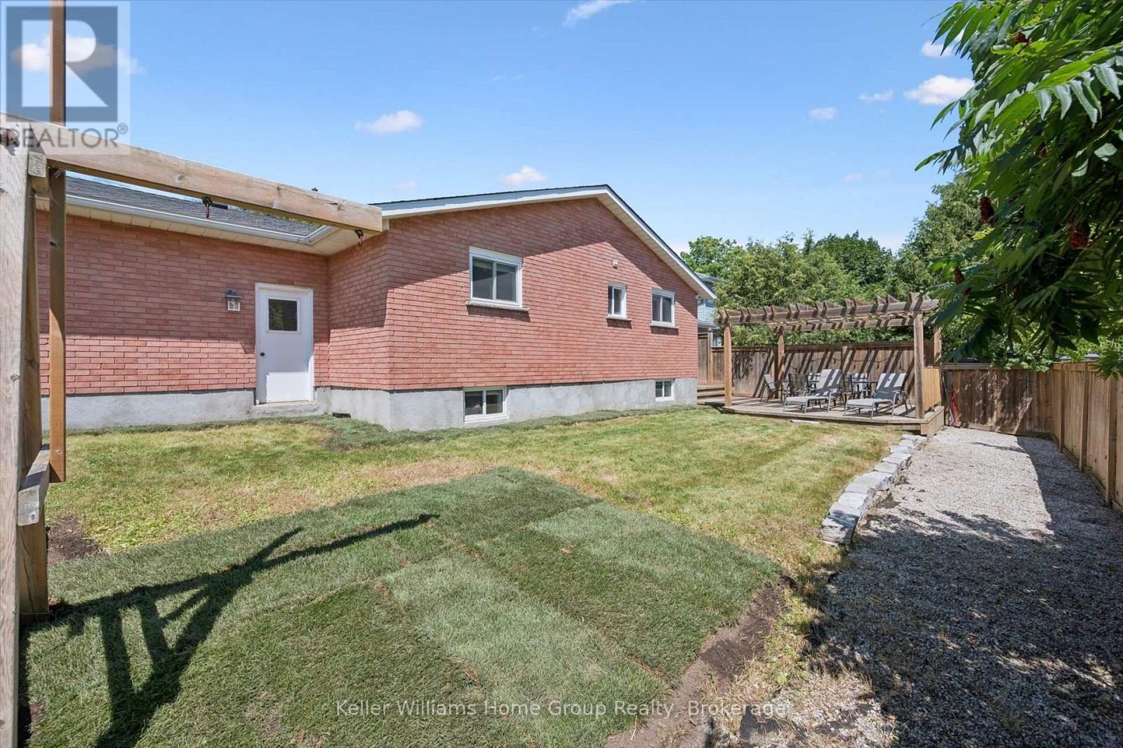273 Colborne Street, Centre Wellington, Ontario  N0B 1S0 - Photo 40 - X13647312