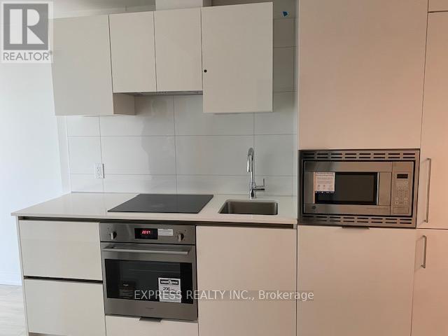2911 - 230 Simcoe Street, Toronto, Ontario  M5T 0G7 - Photo 3 - C13647200
