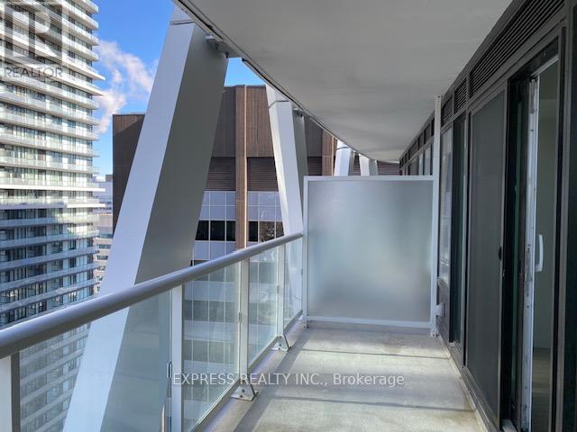 2911 - 230 Simcoe Street, Toronto, Ontario  M5T 0G7 - Photo 7 - C13647200