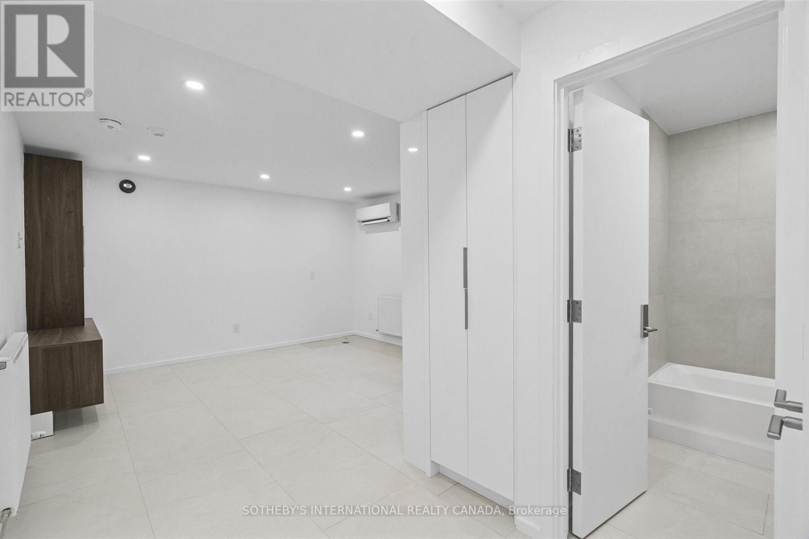 B - 1340 Avenue Road, Toronto, Ontario  M5N 2H2 - Photo 18 - C13647300