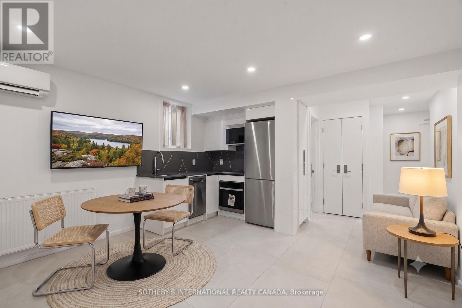B - 1340 Avenue Road, Toronto, Ontario  M5N 2H2 - Photo 4 - C13647300