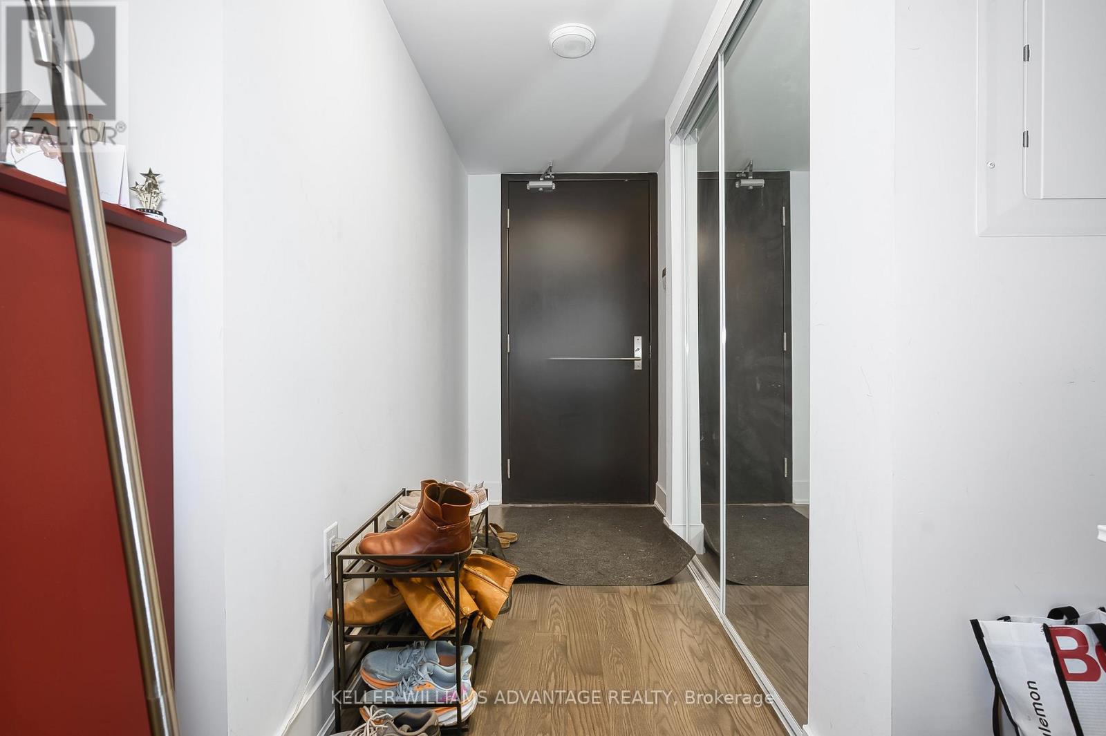1012 - 955 Bay Street, Toronto, Ontario  M5S 0C6 - Photo 6 - C13647346