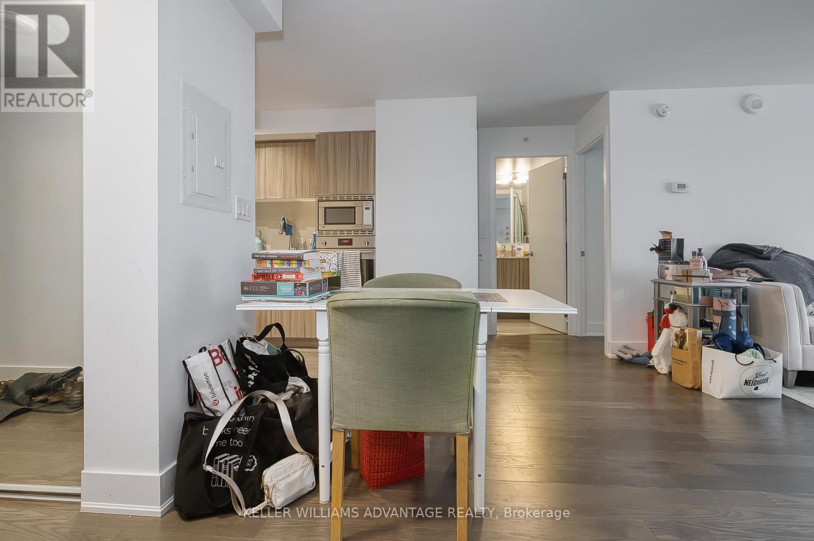 1012 - 955 Bay Street, Toronto, Ontario  M5S 0C6 - Photo 8 - C13647346