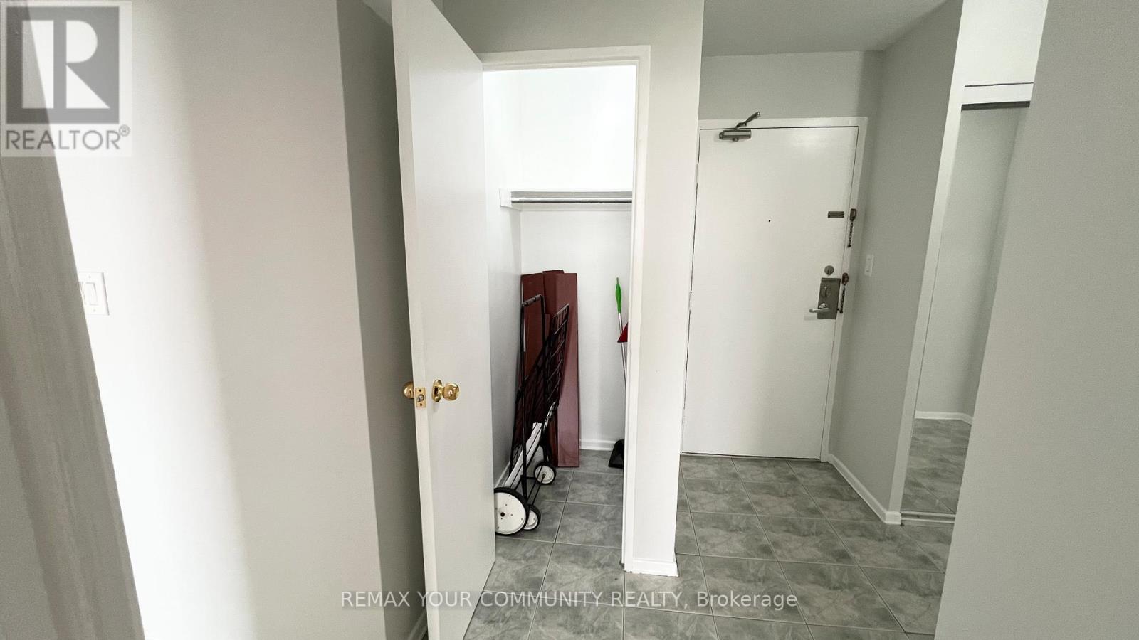 1606 - 5 Shady Golfway, Toronto, Ontario  M3C 3A5 - Photo 4 - C13647364
