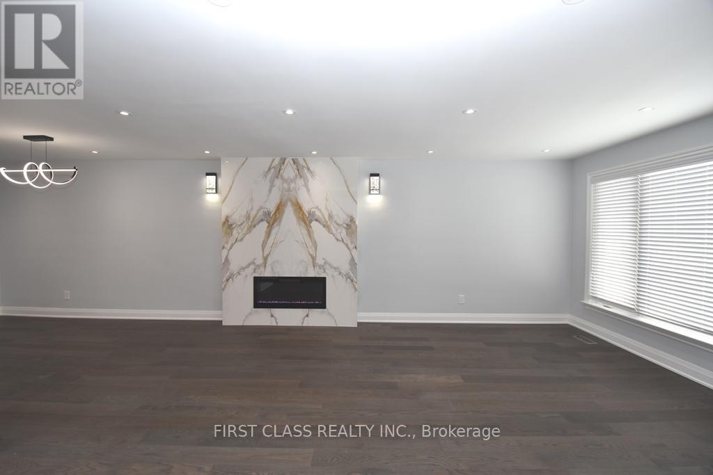 Main - 113 Holcolm Road, Toronto, Ontario  M2N 2E1 - Photo 4 - C13647396