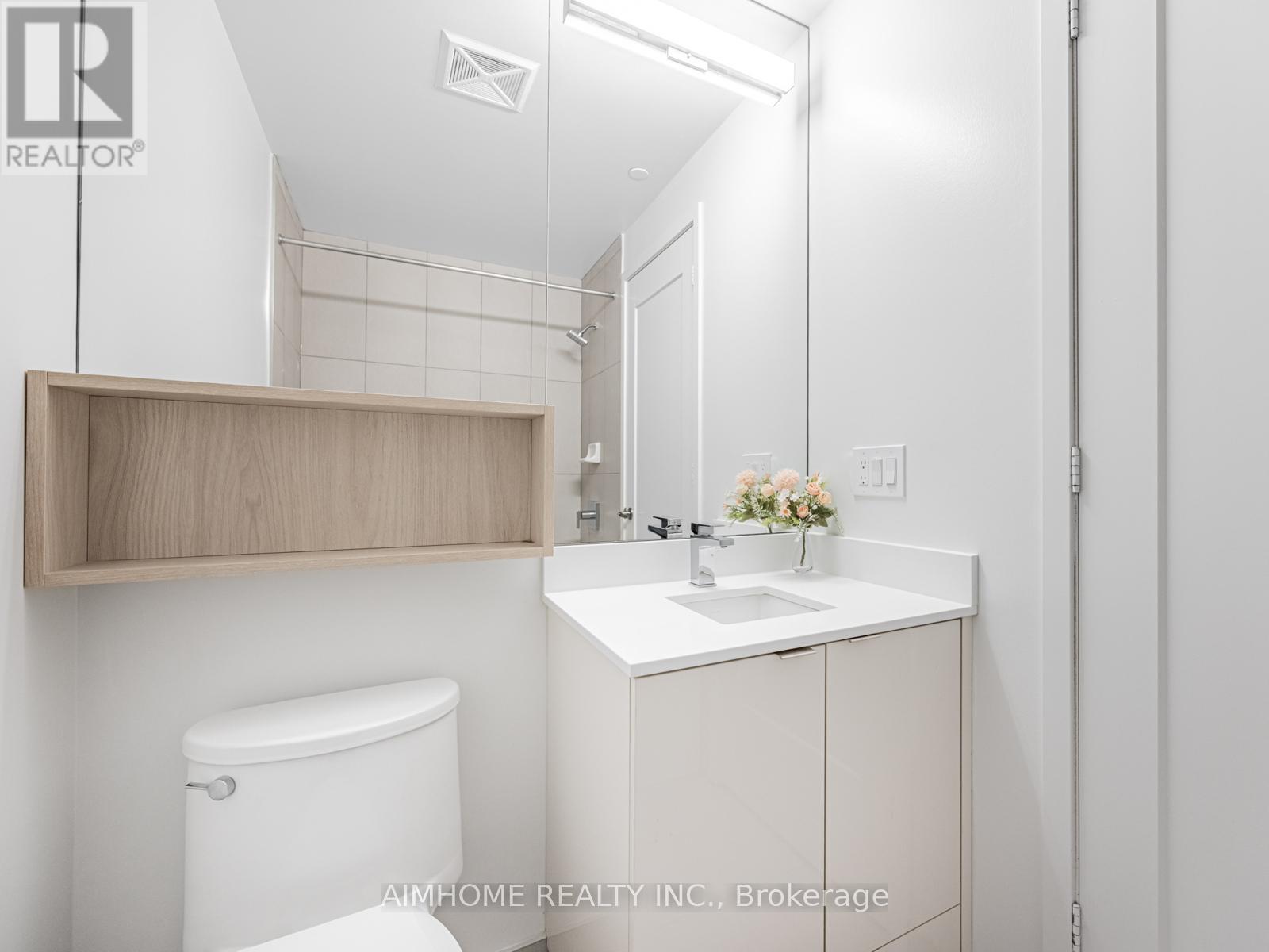 2116 - 70 Princess Street, Toronto, Ontario  M5A 0X6 - Photo 14 - C13647406