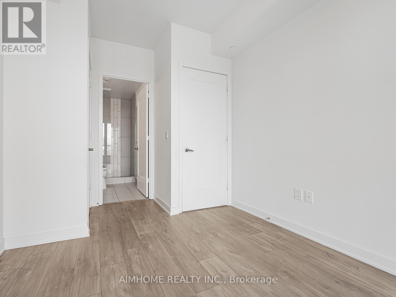 2116 - 70 Princess Street, Toronto, Ontario  M5A 0X6 - Photo 17 - C13647406