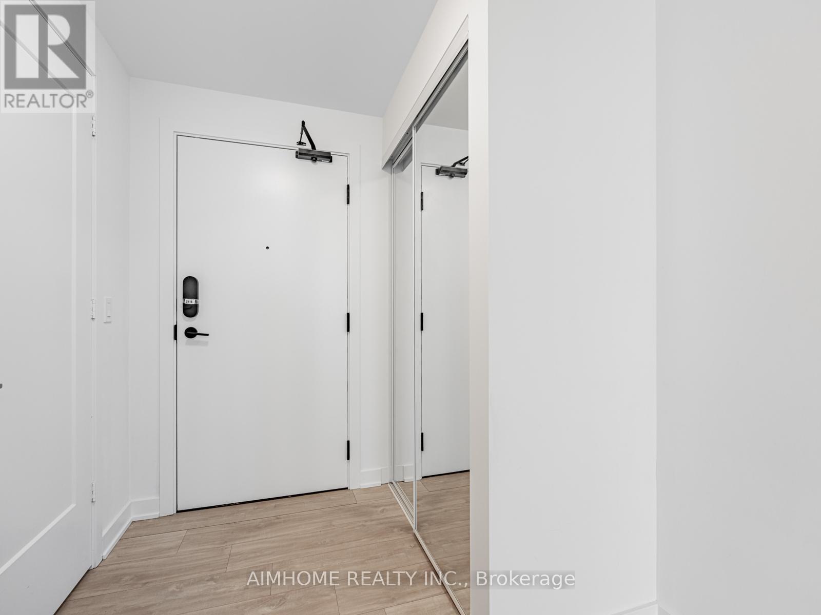 2116 - 70 Princess Street, Toronto, Ontario  M5A 0X6 - Photo 2 - C13647406