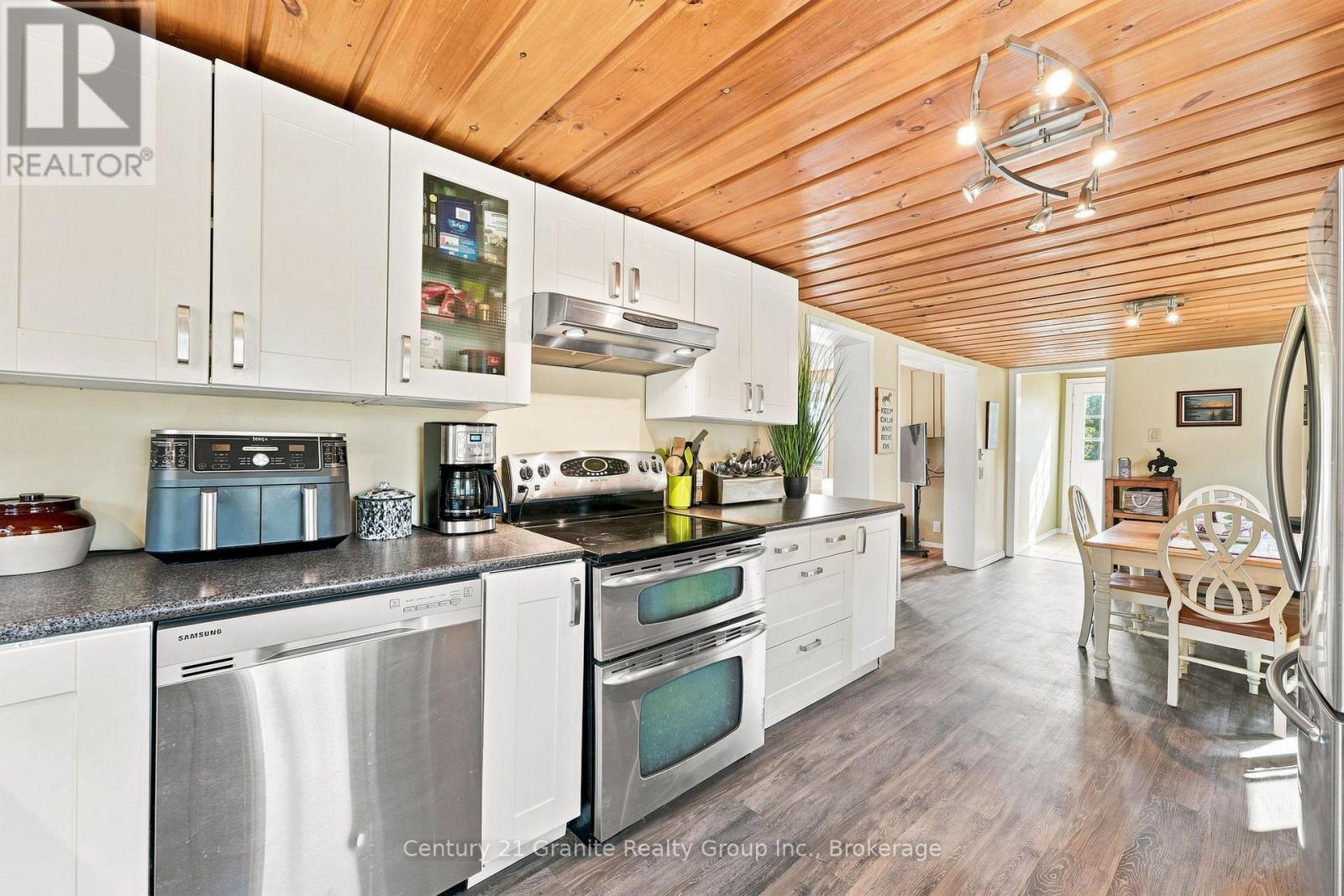 239 East Lake Road, Hastings Highlands, Ontario  K0L 2S0 - Photo 12 - X13647350