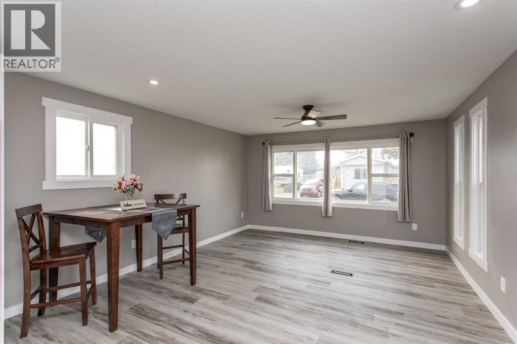 30, 5344 76 Street, Red Deer, Alberta  T4P 2A6 - Photo 5 - A2333263