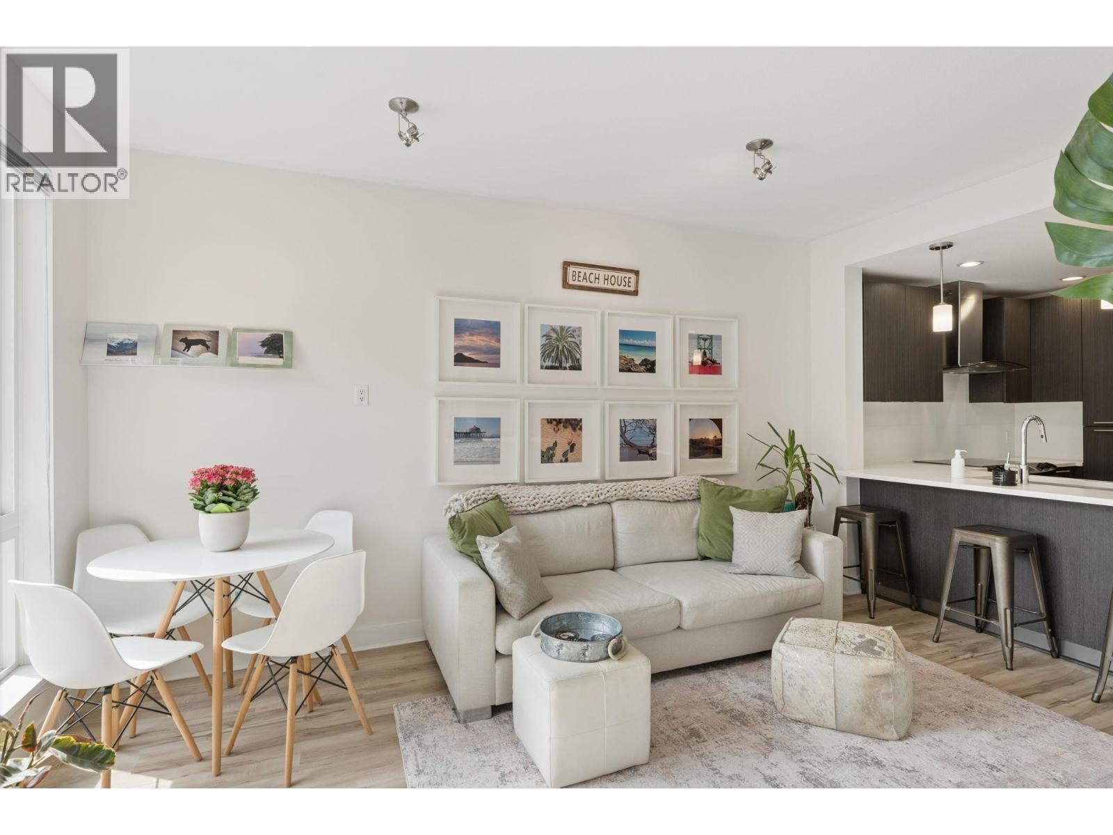 312 733 W 3rd Street, North Vancouver, British Columbia  V7M 0C8 - Photo 5 - R3148531