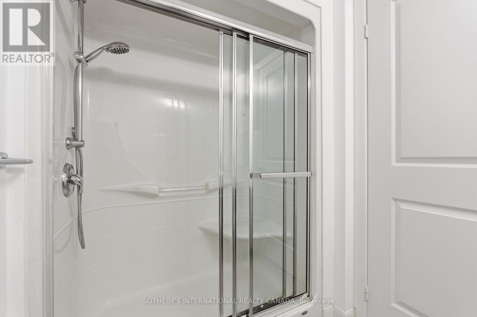 3208 - 25 Town Centre Court, Toronto, Ontario  M1P 0B4 - Photo 18 - E13647202