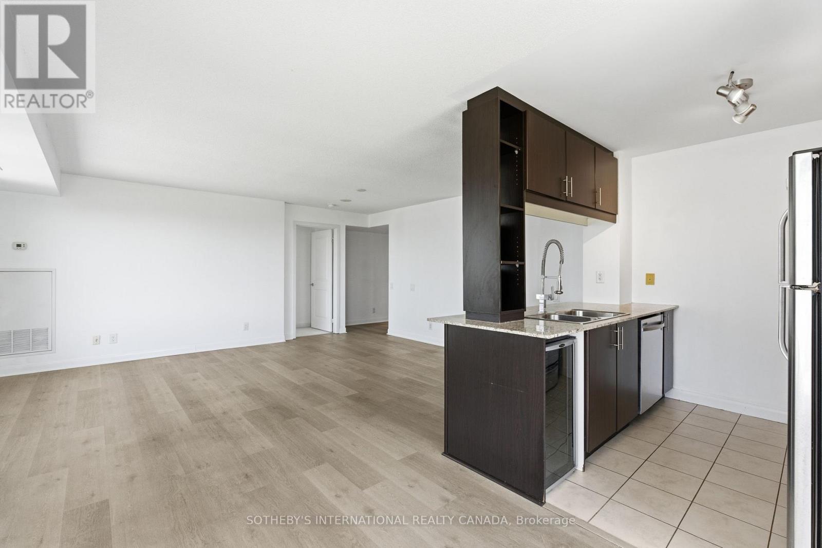 3208 - 25 Town Centre Court, Toronto, Ontario  M1P 0B4 - Photo 9 - E13647202