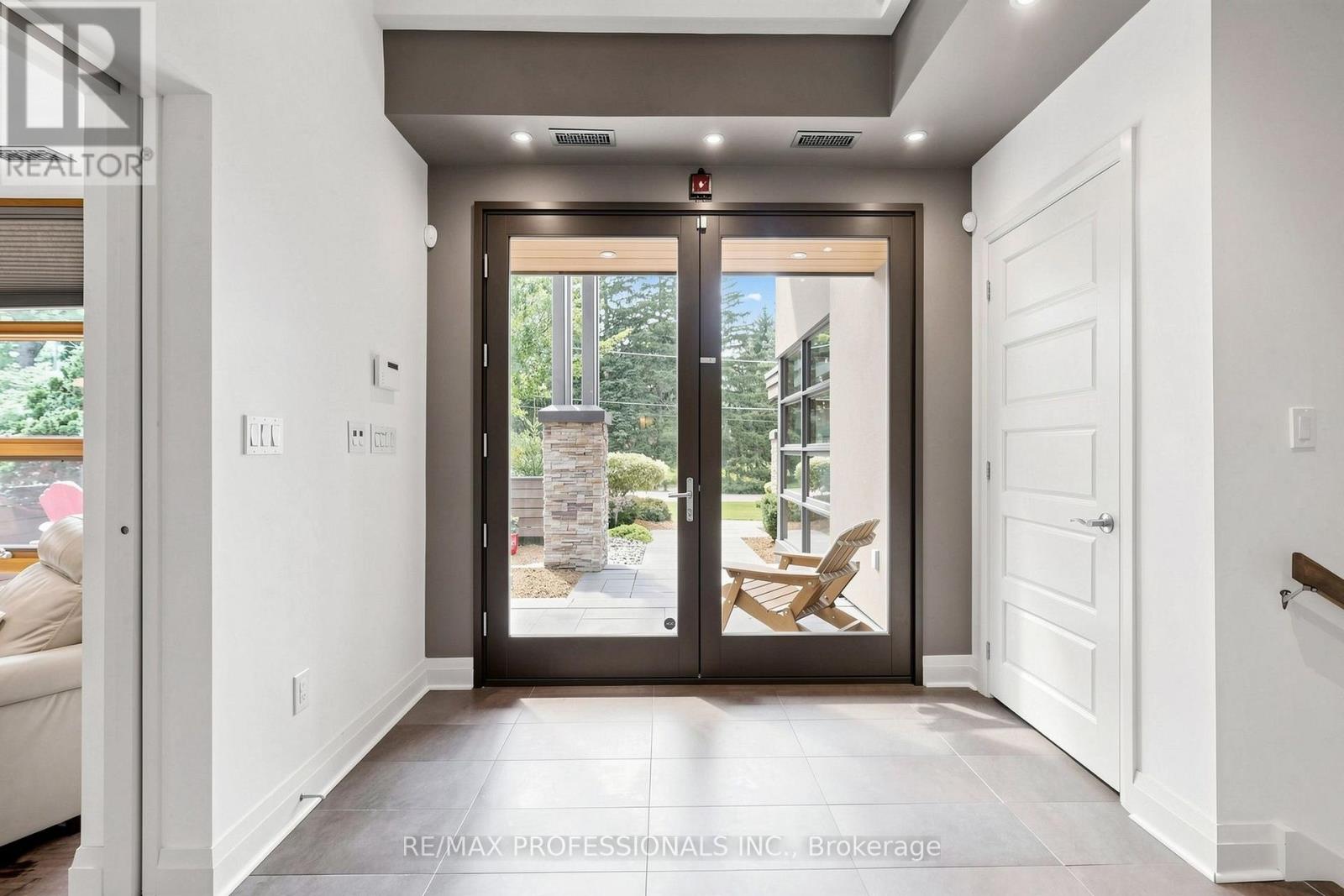 9 Annis Road, Toronto, Ontario  M1M 2Y8 - Photo 22 - E13647348
