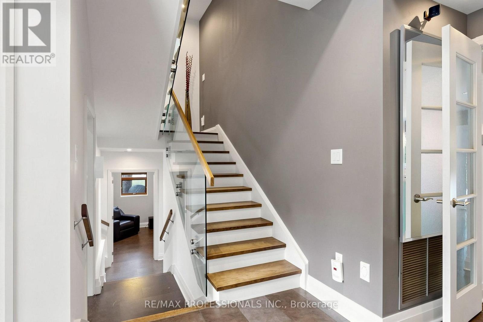 9 Annis Road, Toronto, Ontario  M1M 2Y8 - Photo 23 - E13647348