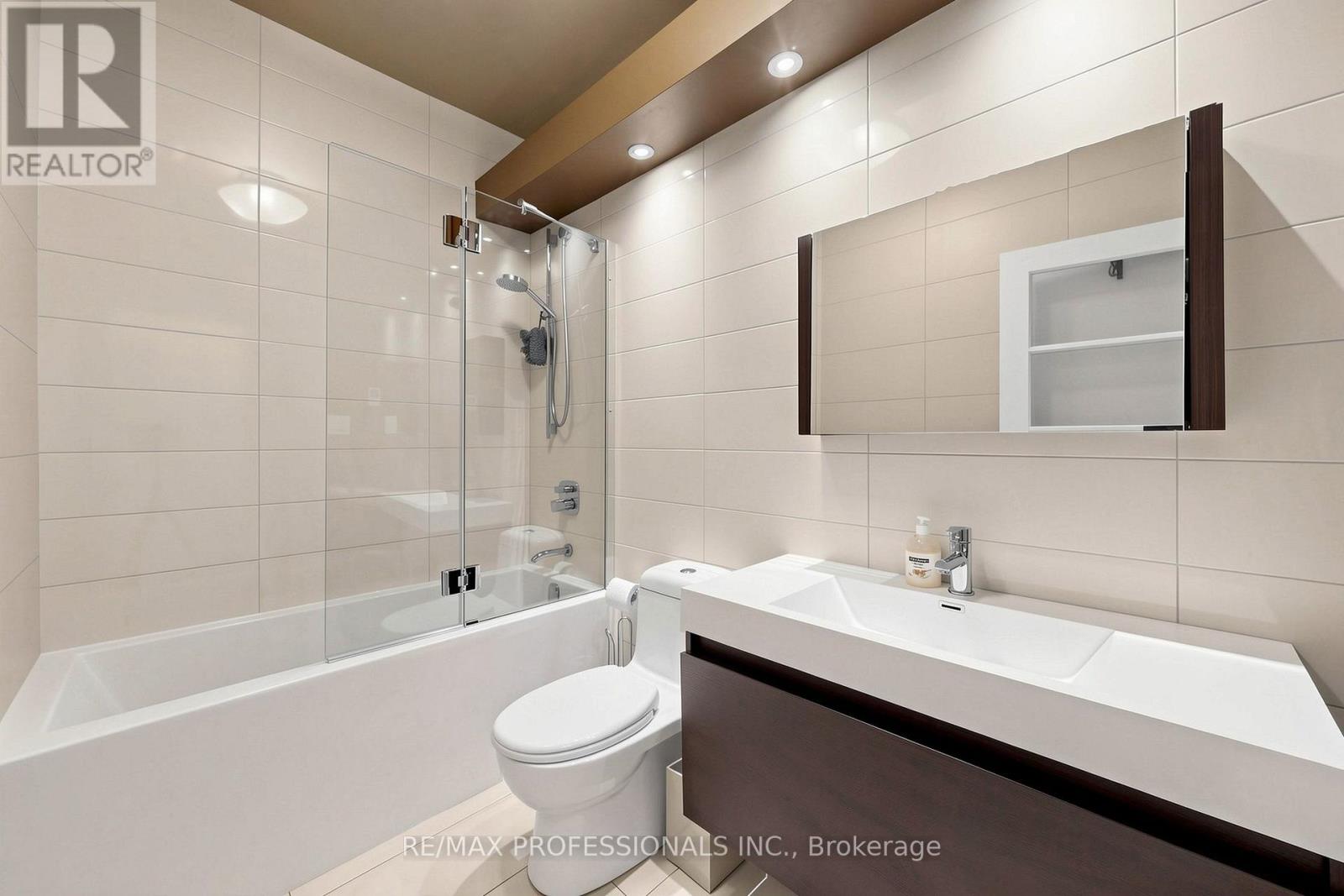 9 Annis Road, Toronto, Ontario  M1M 2Y8 - Photo 33 - E13647348