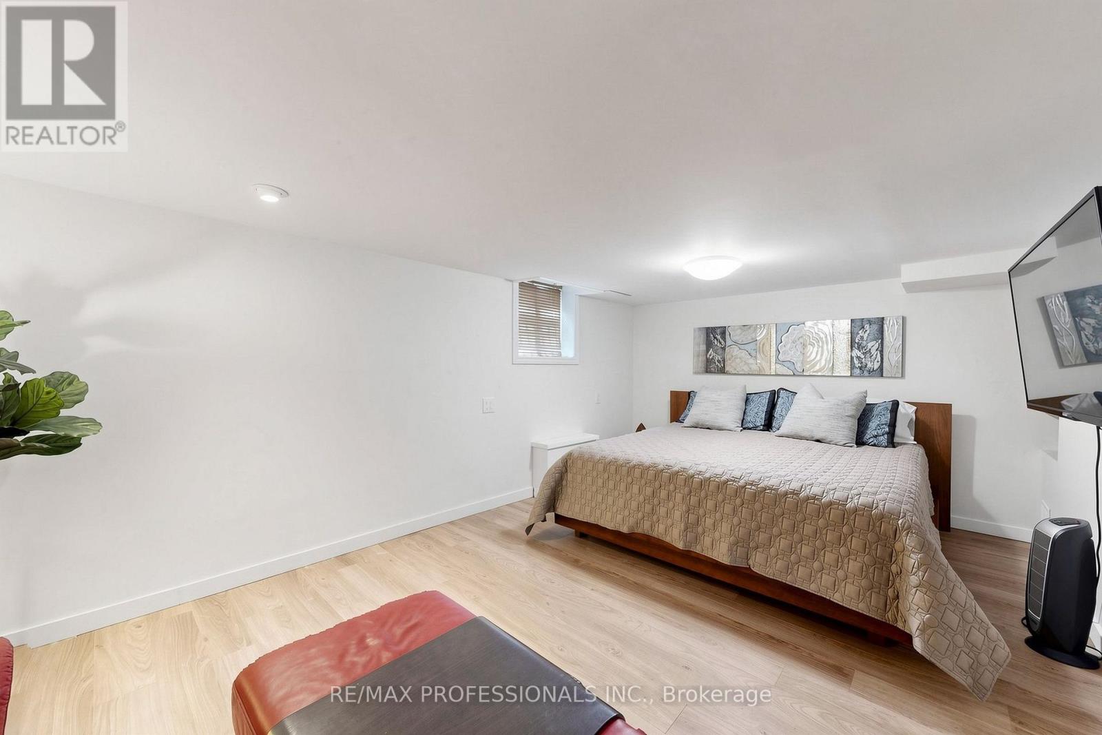9 Annis Road, Toronto, Ontario  M1M 2Y8 - Photo 42 - E13647348