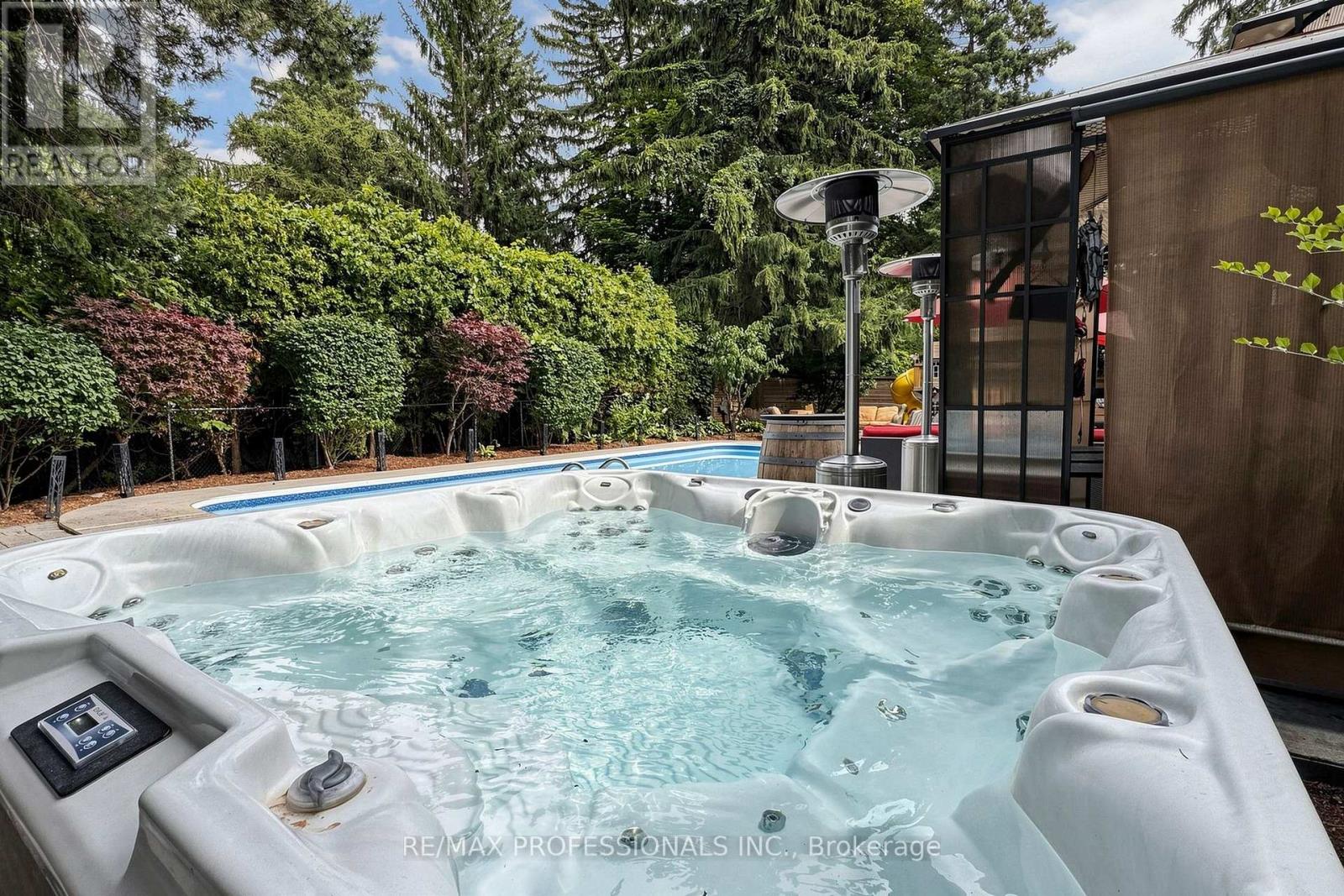 9 Annis Road, Toronto, Ontario  M1M 2Y8 - Photo 45 - E13647348