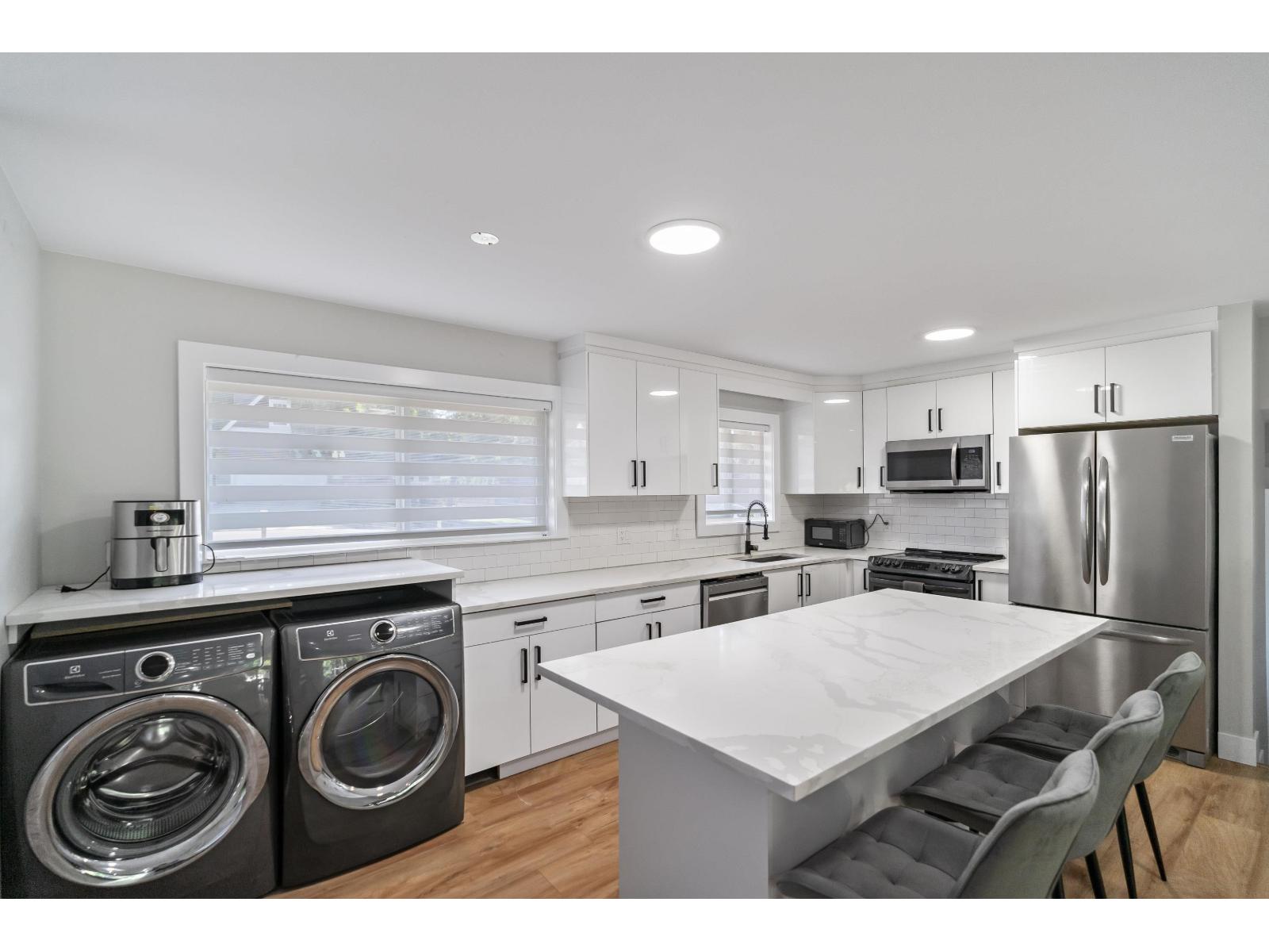 16235 28 Avenue, Surrey, British Columbia  V3Z 0E4 - Photo 4 - R3151451