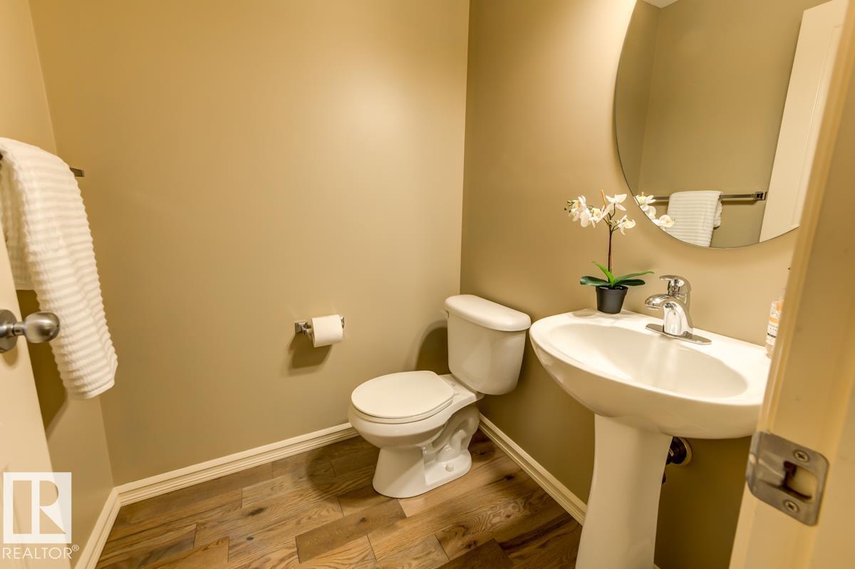 854 Chahley Wy NW, Edmonton, Alberta  T6M 0C7 - Photo 18 - E4502472